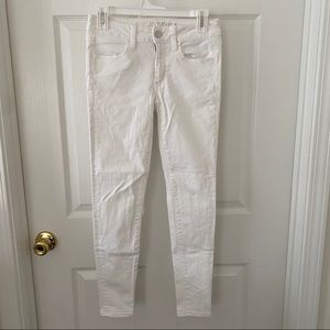 American Eagle White Stretch Jegging Jeans Size 2